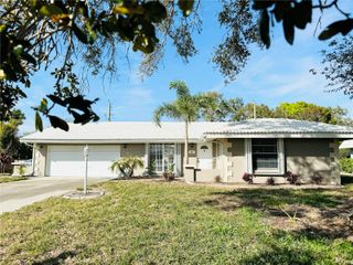 237 MATISSE CIRCLE N, Nokomis, FL 34275
