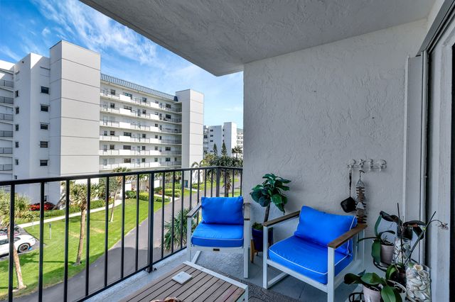 5163 N Highway A1a 418, Fort Pierce, FL 34949