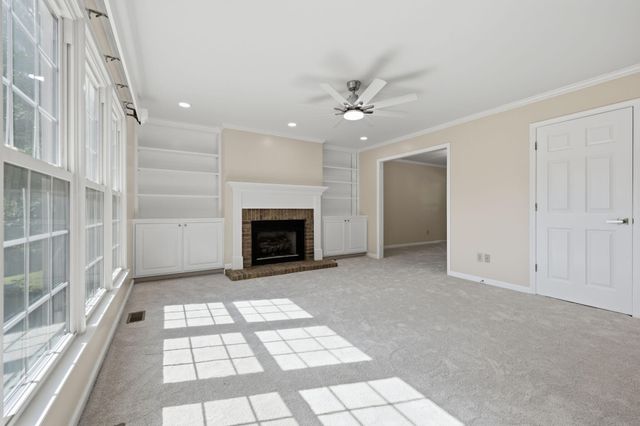 1005 Crimson Creek Drive, Lexington, KY 40509