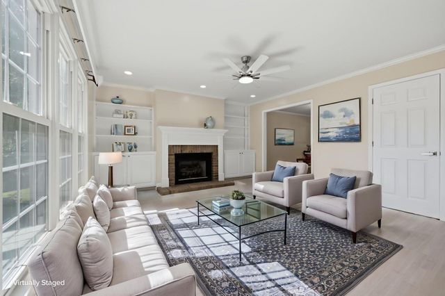 1005 Crimson Creek Drive, Lexington, KY 40509