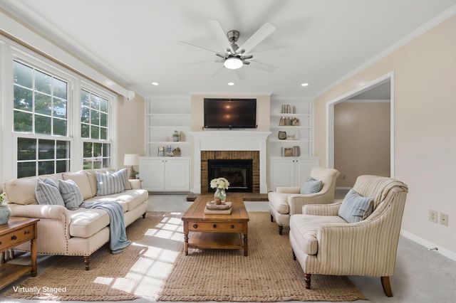 1005 Crimson Creek Drive, Lexington, KY 40509