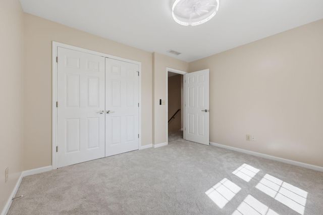 1005 Crimson Creek Drive, Lexington, KY 40509