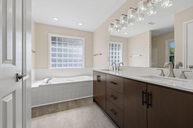 1005 Crimson Creek Drive, Lexington, KY 40509