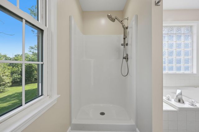 1005 Crimson Creek Drive, Lexington, KY 40509