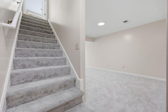 1005 Crimson Creek Drive, Lexington, KY 40509