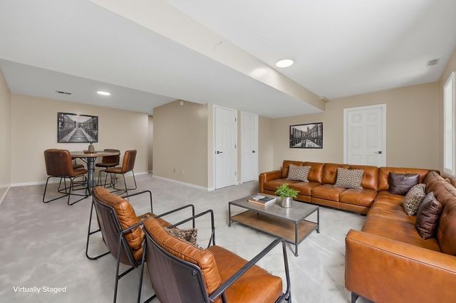 1005 Crimson Creek Drive, Lexington, KY 40509