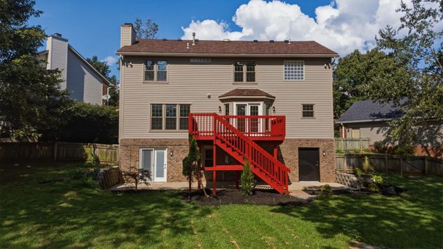 1005 Crimson Creek Drive, Lexington, KY 40509