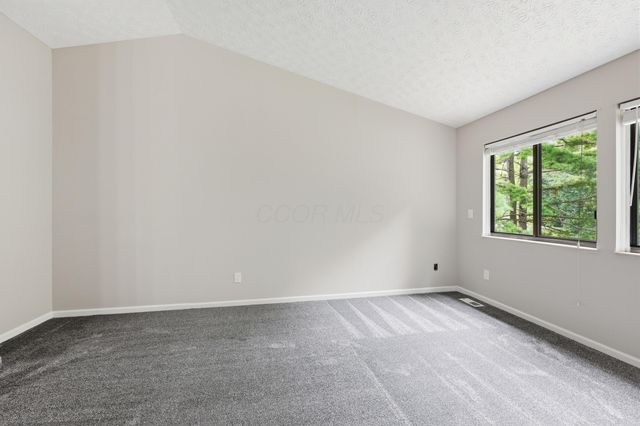 205 Brownsfell Drive, Columbus, OH 43235