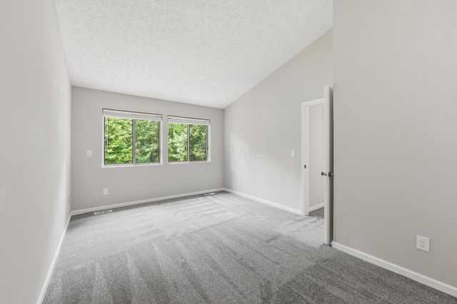 205 Brownsfell Drive, Columbus, OH 43235