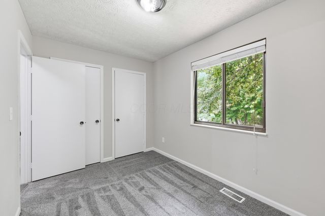205 Brownsfell Drive, Columbus, OH 43235