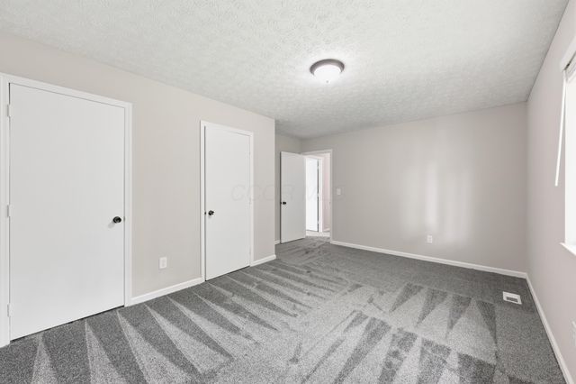 205 Brownsfell Drive, Columbus, OH 43235
