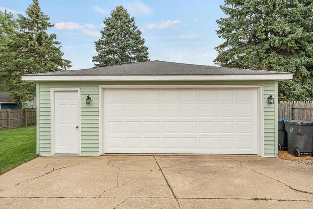5710 Freedy AVENUE, Mount Pleasant, WI 53406