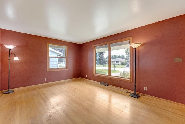 5710 Freedy AVENUE, Mount Pleasant, WI 53406
