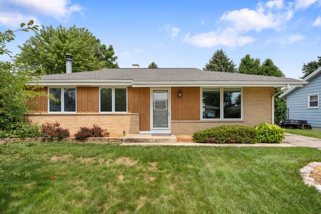 5710 Freedy AVENUE, Mount Pleasant, WI 53406