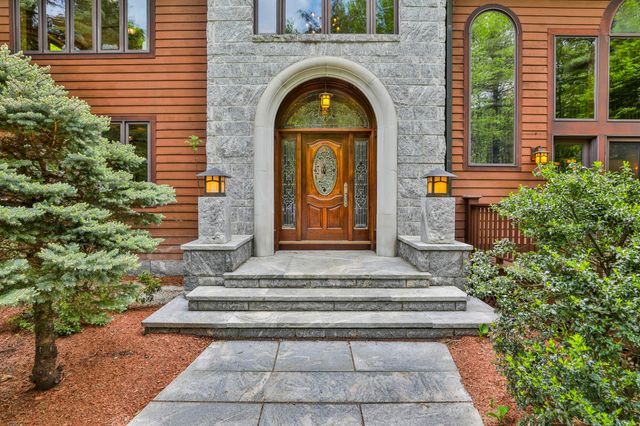 92 Potter Road, Wilton, NH 03086