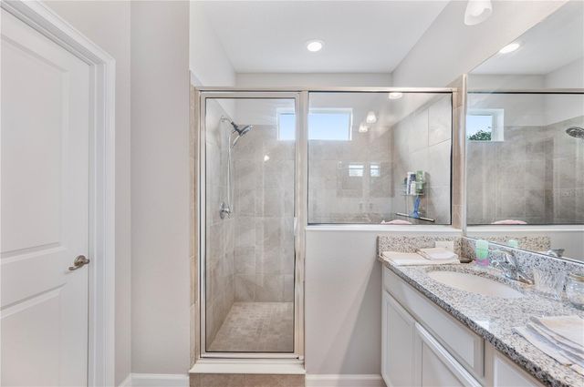 437 SAPPHIRE DRIVE, Davenport, FL 33837