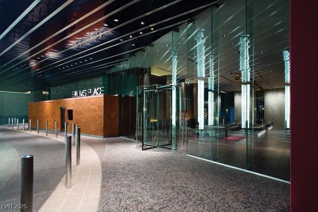 4381 West Flamingo Road 2821, Las Vegas, NV 89103