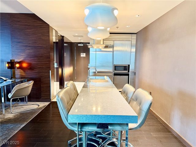 4381 West Flamingo Road 2821, Las Vegas, NV 89103