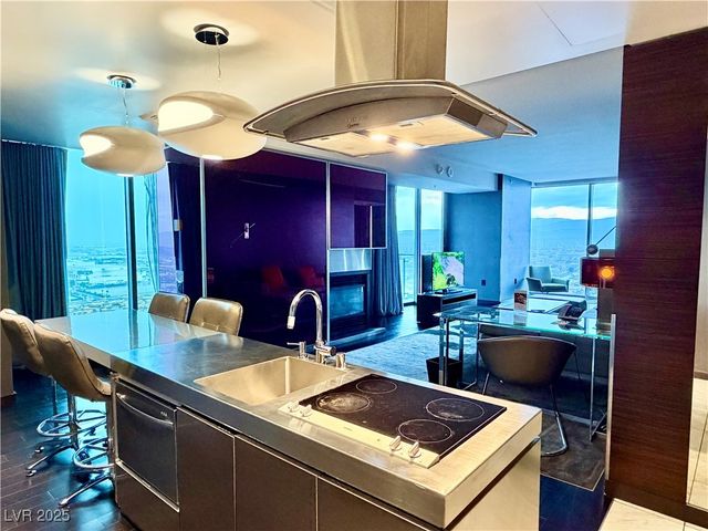 4381 West Flamingo Road 2821, Las Vegas, NV 89103