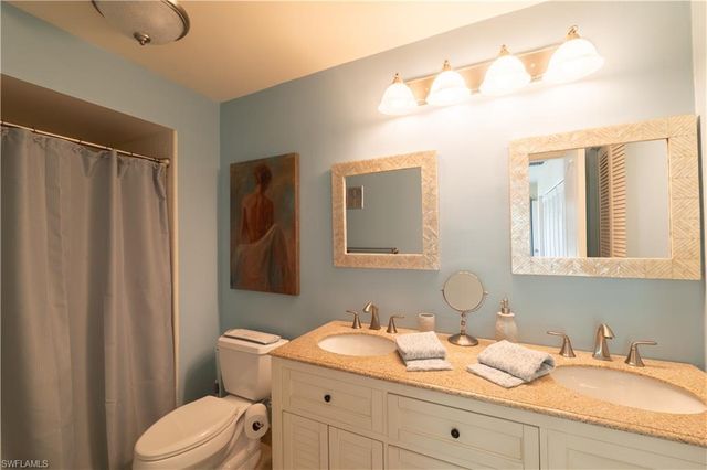 3810 Estero Bay LN F6, Naples, FL 34112