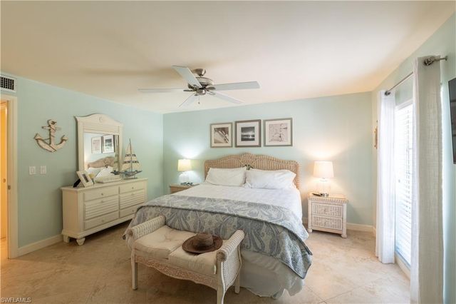 3810 Estero Bay LN F6, Naples, FL 34112