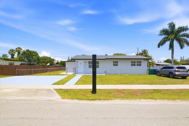 18711 SW 308th St, Homestead, FL 33030