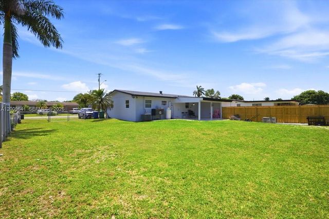18711 SW 308th St, Homestead, FL 33030