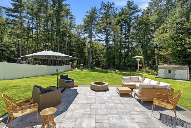 74 North Street, Bellingham, MA 02019