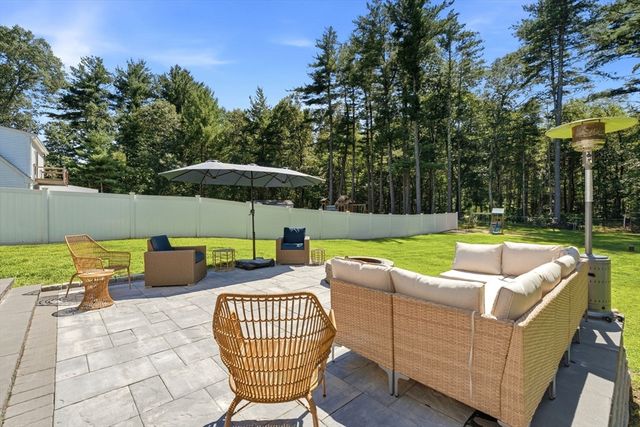 74 North Street, Bellingham, MA 02019