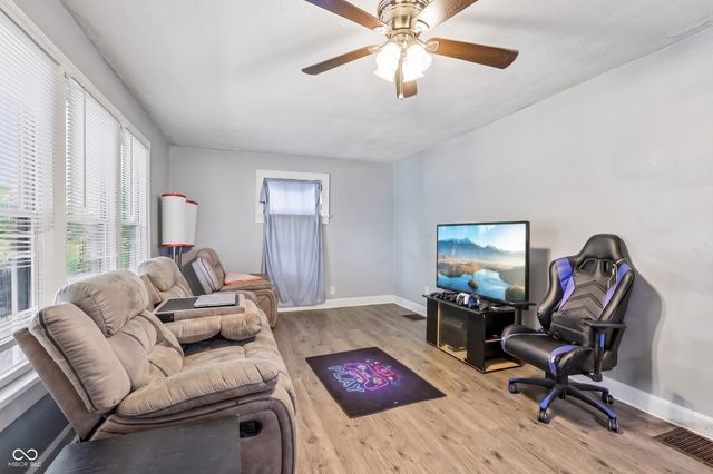 433 N Centennial Street, Indianapolis, IN 46222