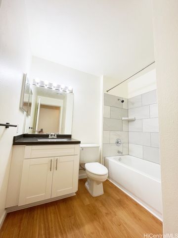 95-532 Wikao Street E304, Mililani, HI 96789