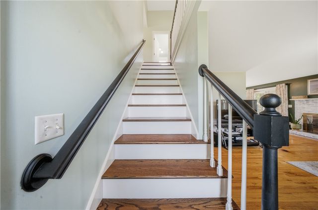 78 Riverside Drive, South Kingstown, RI 02879