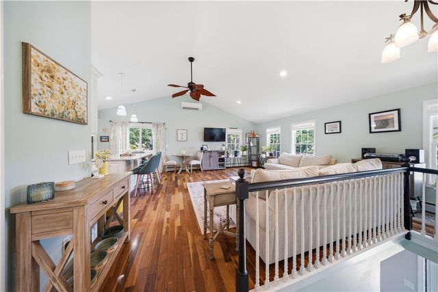 78 Riverside Drive, South Kingstown, RI 02879