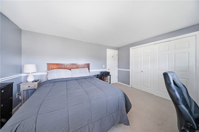78 Riverside Drive, South Kingstown, RI 02879