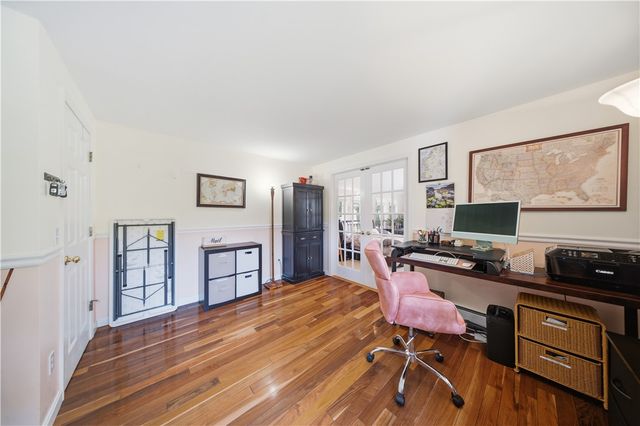 78 Riverside Drive, South Kingstown, RI 02879