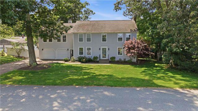 78 Riverside Drive, South Kingstown, RI 02879