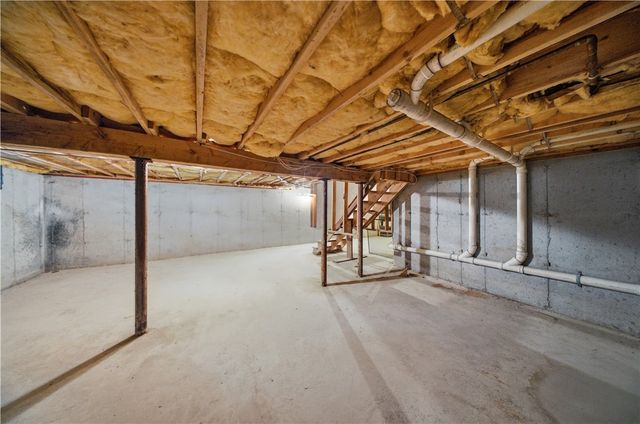 78 Riverside Drive, South Kingstown, RI 02879