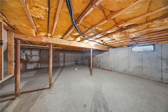 78 Riverside Drive, South Kingstown, RI 02879