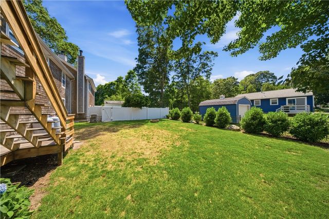 78 Riverside Drive, South Kingstown, RI 02879