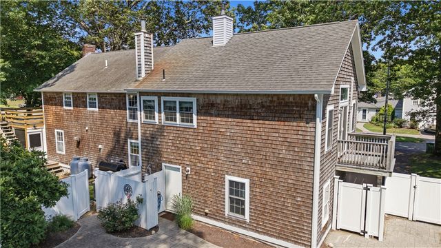 78 Riverside Drive, South Kingstown, RI 02879