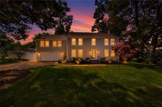 78 Riverside Drive, South Kingstown, RI 02879