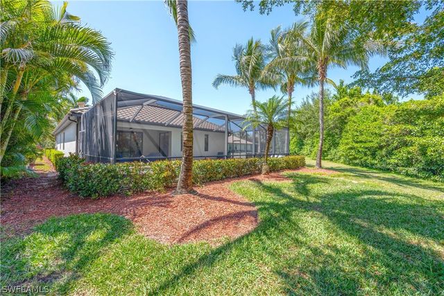 9234 Veneto PL, Naples, FL 34113
