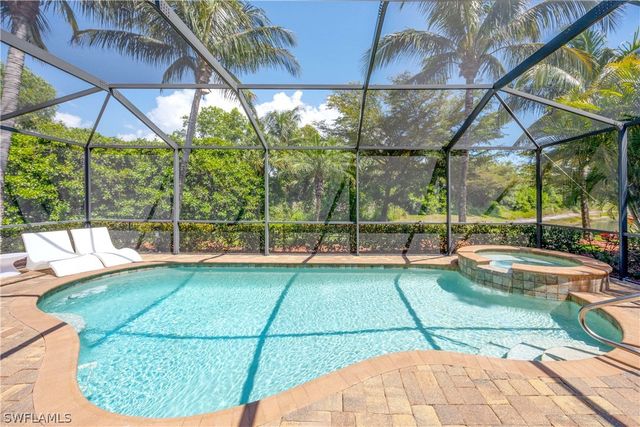 9234 Veneto PL, Naples, FL 34113