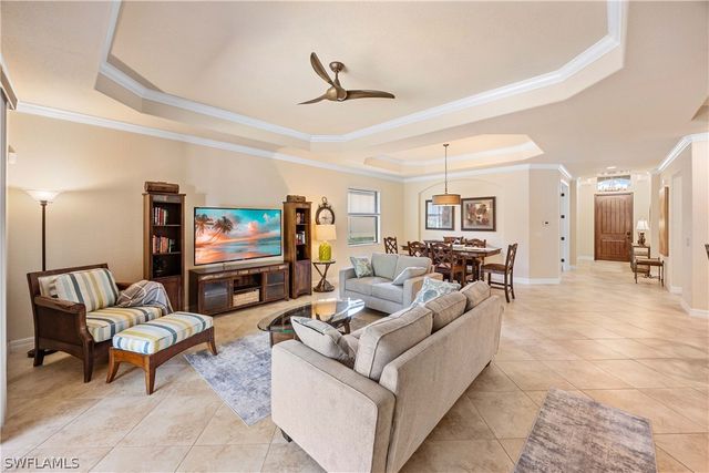 9234 Veneto PL, Naples, FL 34113