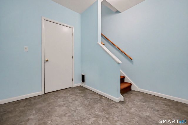 2539 Bedford Street 34C, Stamford, CT 06905