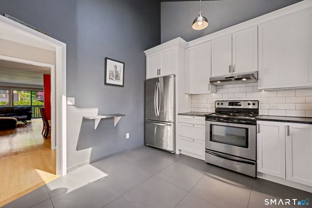 2539 Bedford Street 34C, Stamford, CT 06905
