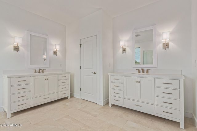 2451 W LOS ARBOLES Place, Chandler, AZ 85224