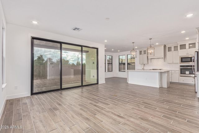 2451 W LOS ARBOLES Place, Chandler, AZ 85224