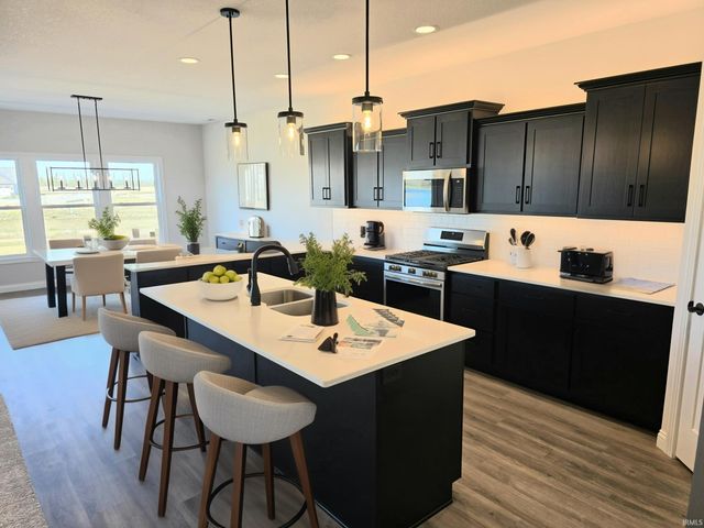 5248 Fair Creek Run, Fort Wayne, IN 46818