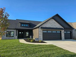 5248 Fair Creek Run, Fort Wayne, IN 46818